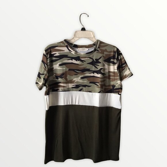 NWOT - Spadehill Short Sleeves Camo Ivory & Olive T-Shirt - Picture 1 of 8
